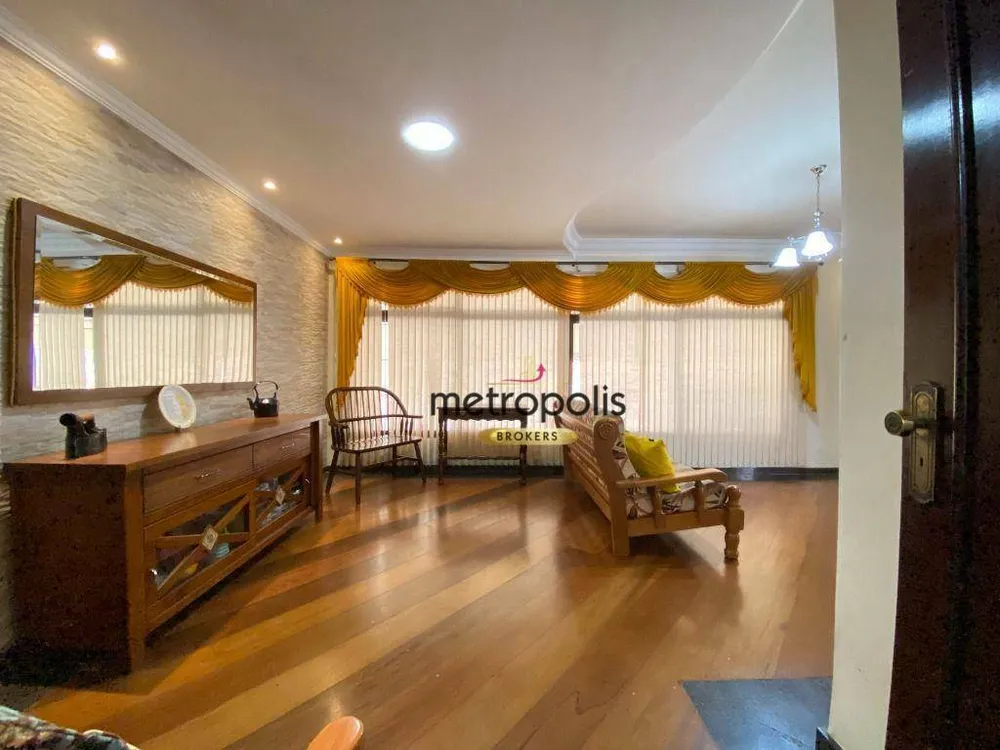 Casa, 3 quartos, 249 m² - Foto 2