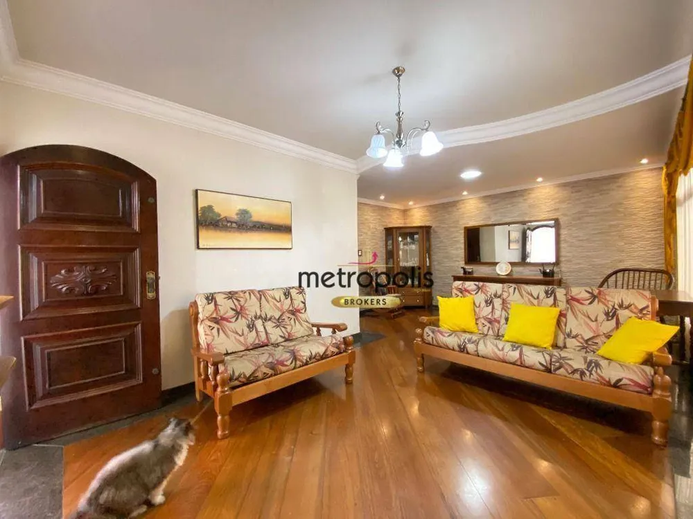 Casa, 3 quartos, 249 m² - Foto 1