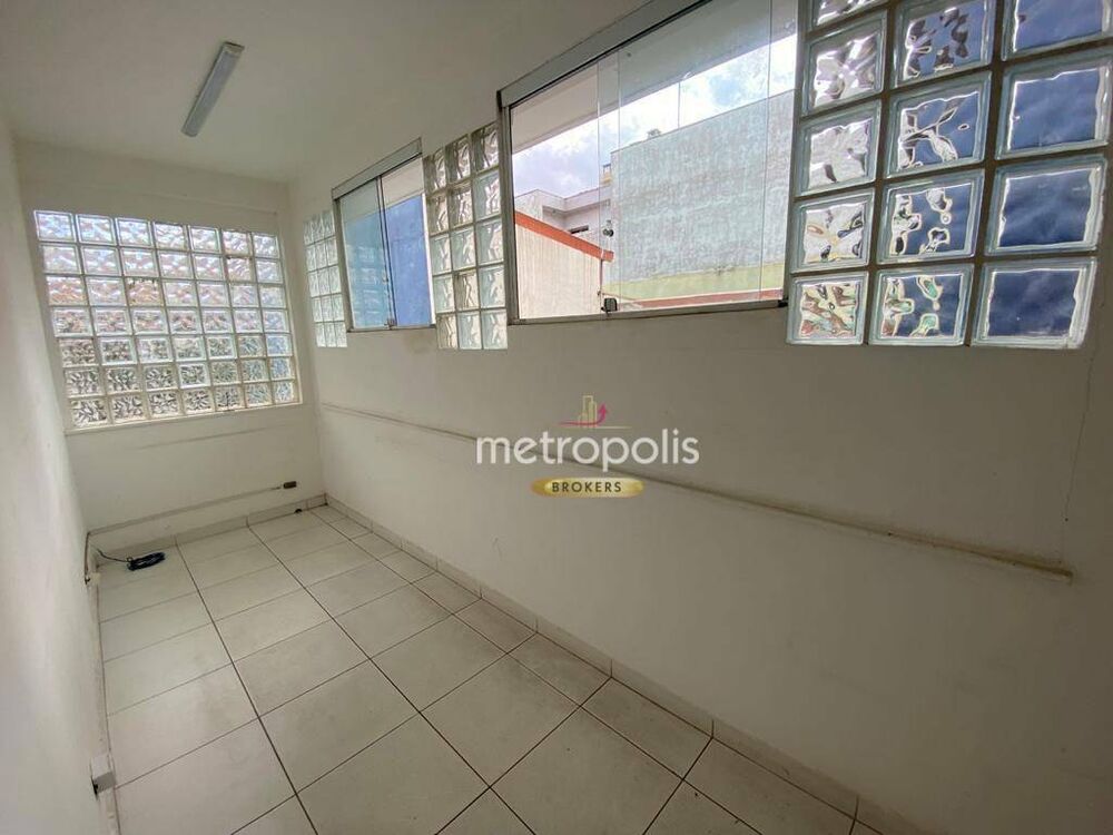 Casa à venda e aluguel com 4 quartos, 281m² - Foto 1