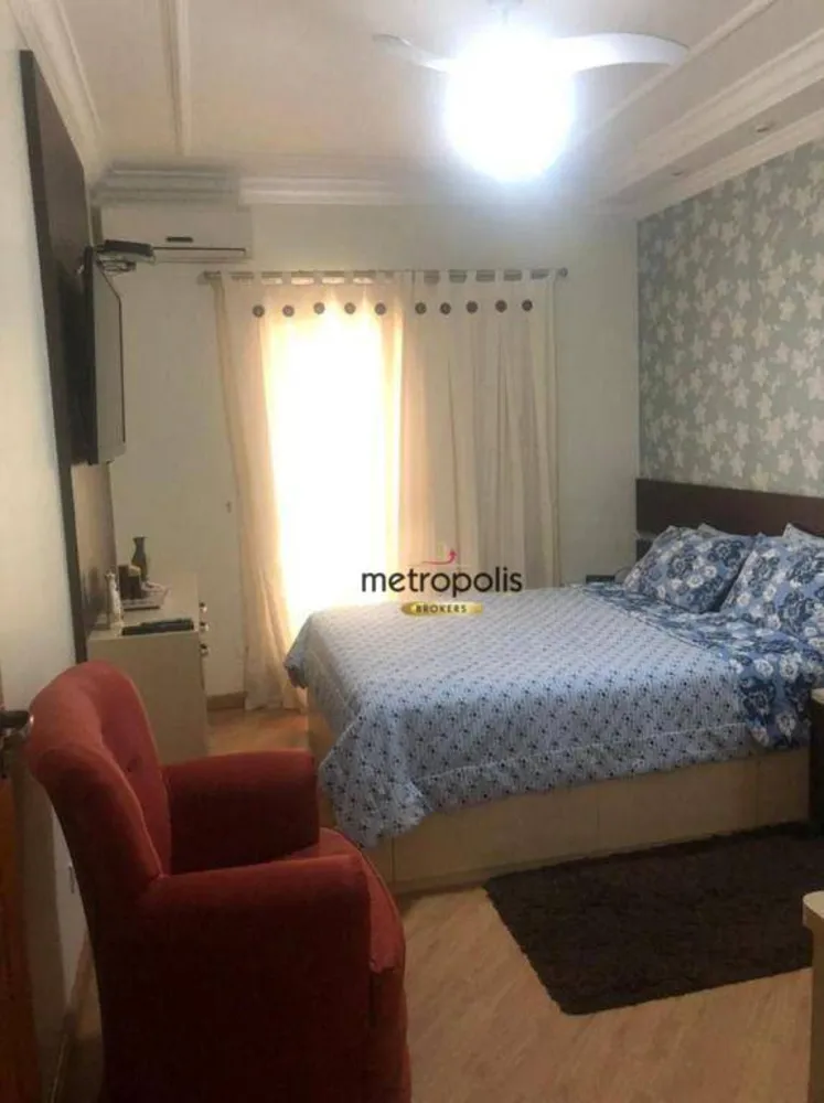 Sobrado, 3 quartos, 243 m² - Foto 4