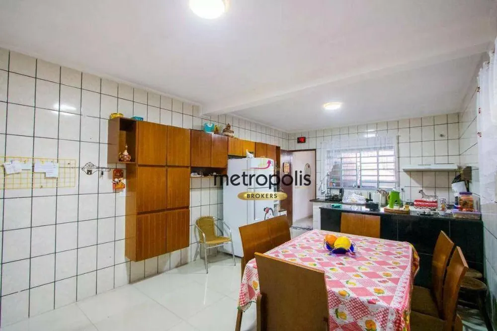 Sobrado, 3 quartos, 198 m² - Foto 1
