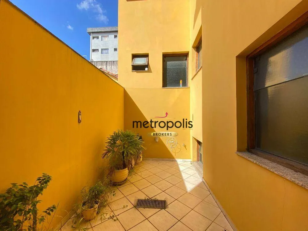 Sobrado, 3 quartos, 330 m² - Foto 2