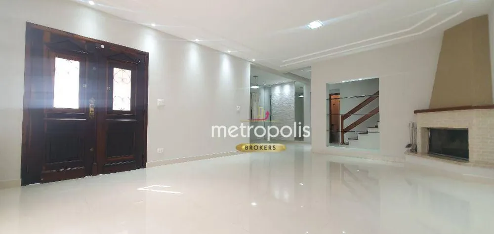 Sobrado, 3 quartos, 245 m² - Foto 1