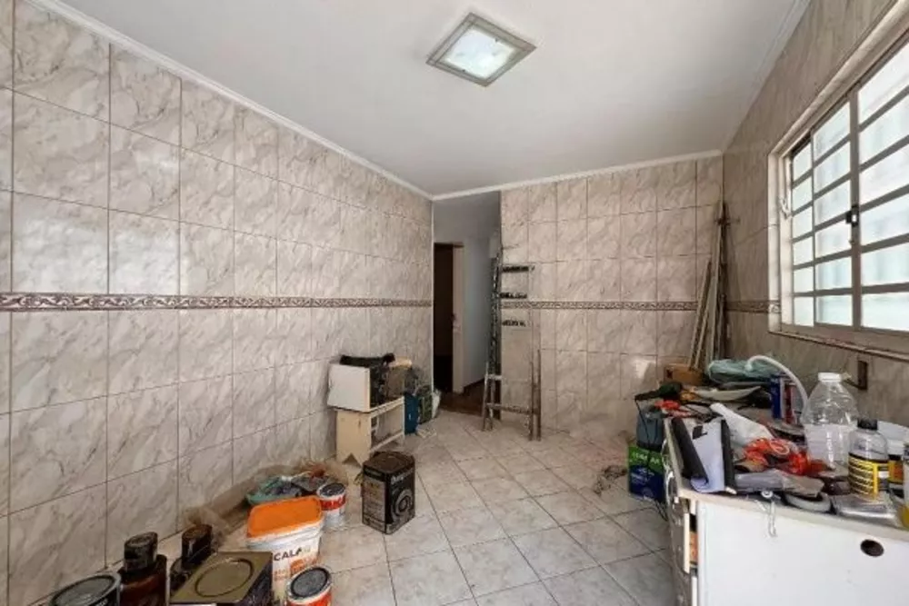 Casa à venda com 3 quartos, 164m² - Foto 4