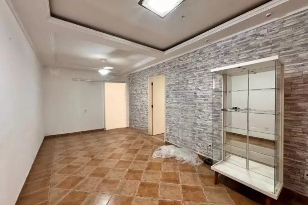 Casa à venda com 3 quartos, 164m² - Foto 2