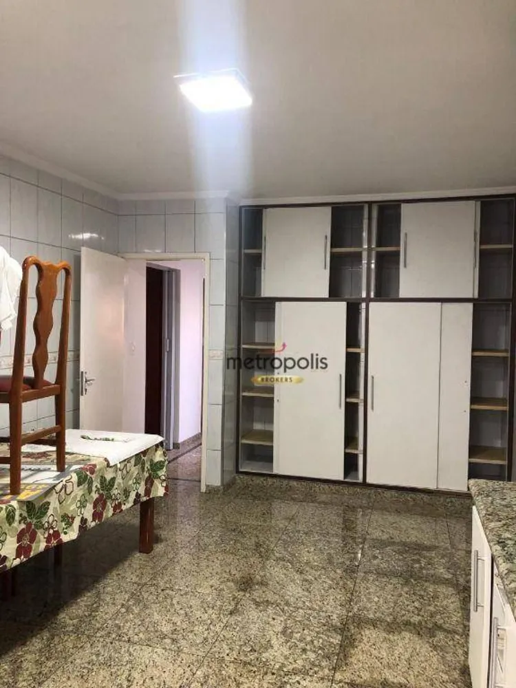 Casa, 5 quartos, 223 m² - Foto 2