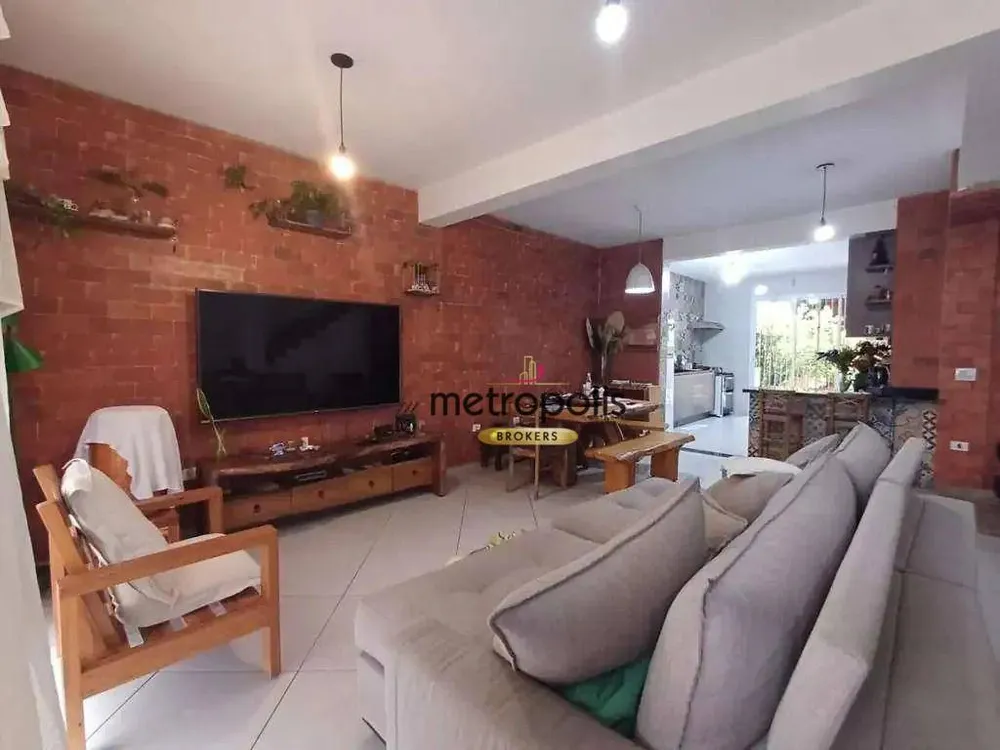Sobrado, 2 quartos, 282 m² - Foto 1