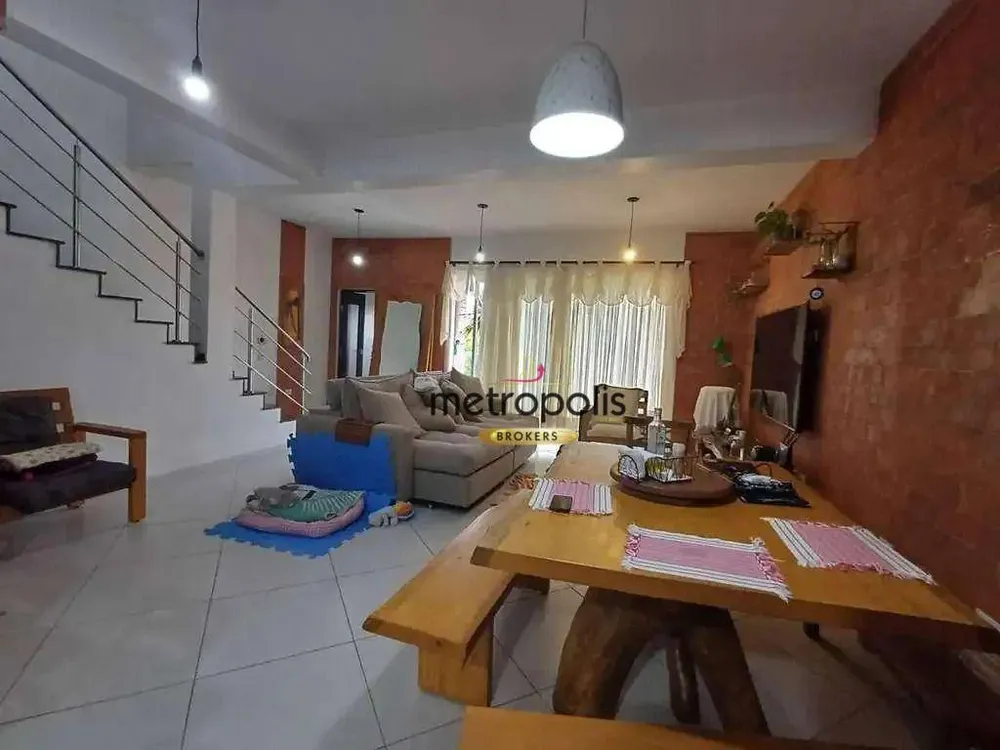 Sobrado, 2 quartos, 282 m² - Foto 2