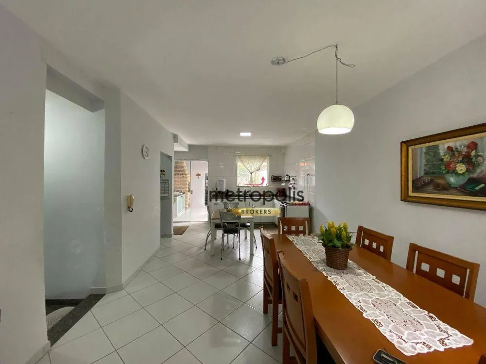 Sobrado, 3 quartos, 196 m² - Foto 1