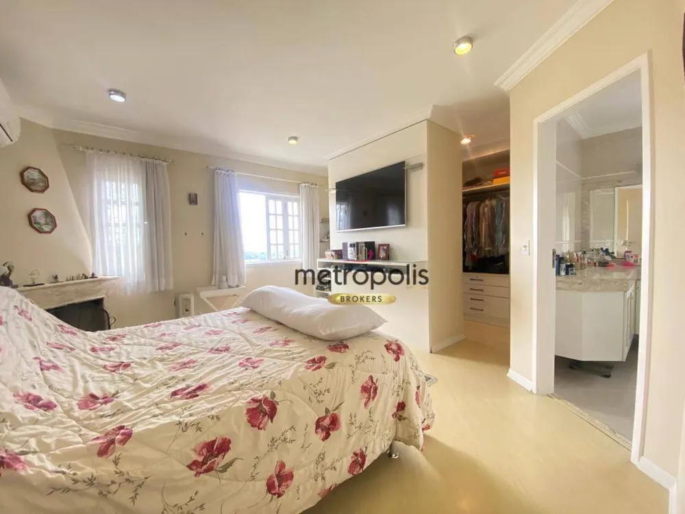 Sobrado, 4 quartos, 370 m² - Foto 1