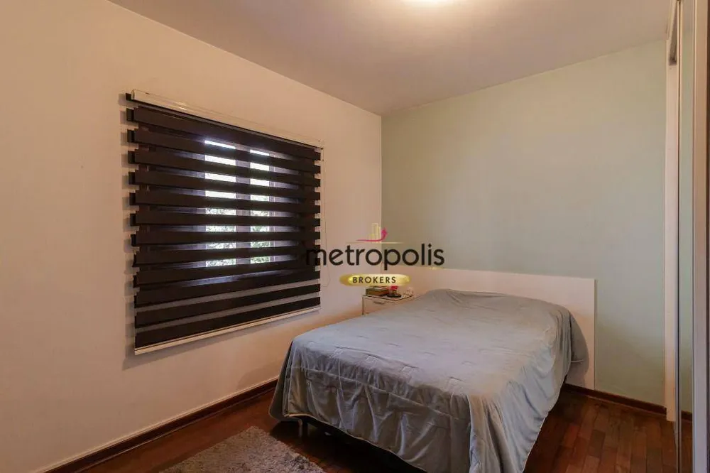 Sobrado, 4 quartos, 233 m² - Foto 1
