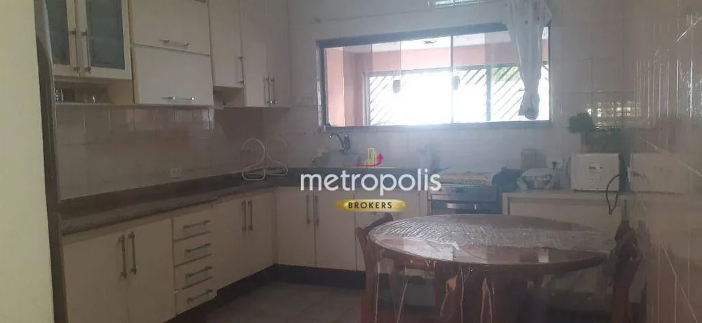Sobrado, 4 quartos, 250 m² - Foto 1