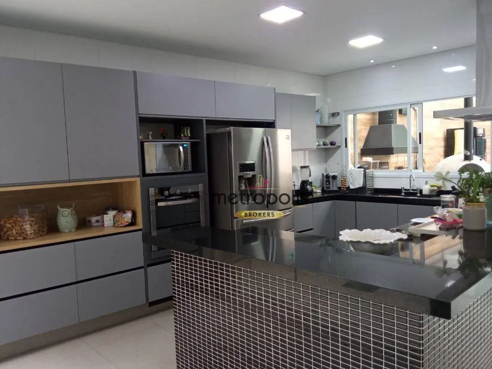 Sobrado, 4 quartos, 600 m² - Foto 2