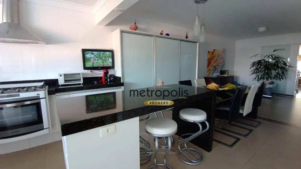 Sobrado, 3 quartos, 300 m² - Foto 1