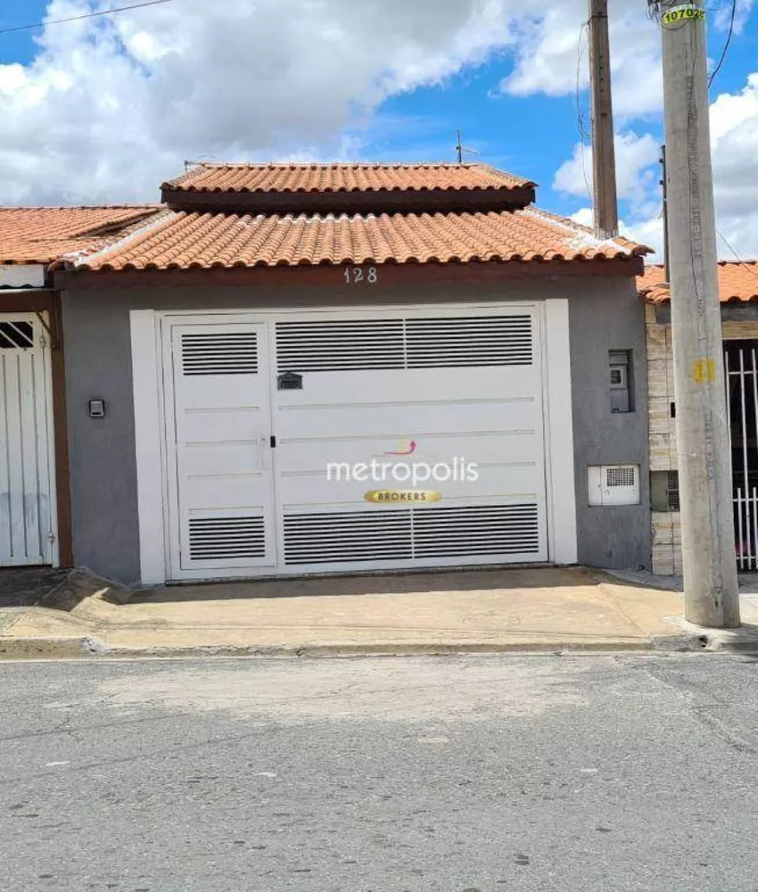 Casa à venda com 2 quartos, 117m² - Foto 3