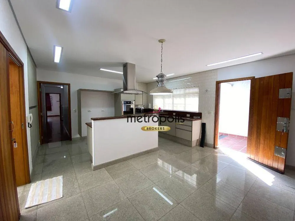 Casa, 3 quartos, 261 m² - Foto 1
