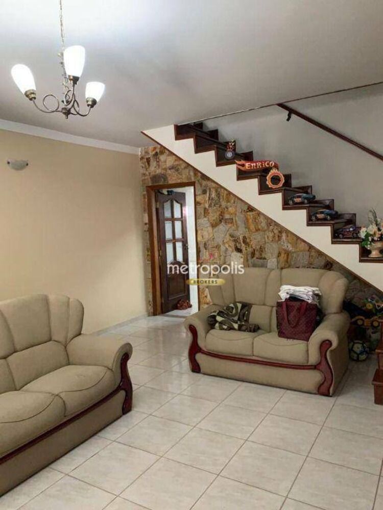 Sobrado, 3 quartos, 217 m² - Foto 2