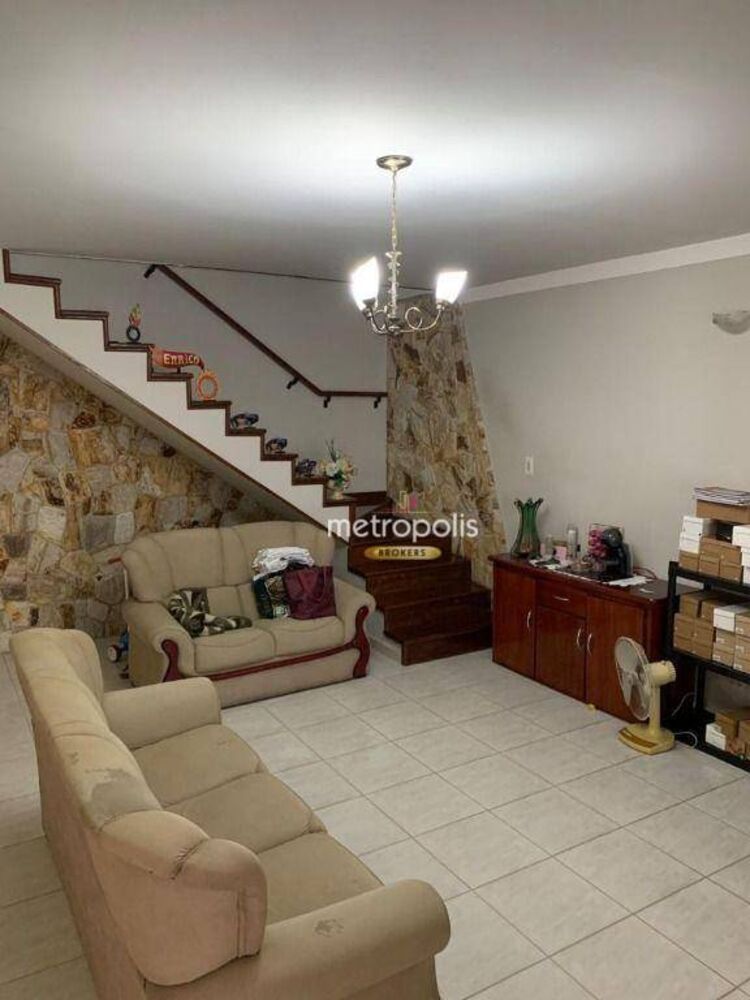 Sobrado, 3 quartos, 217 m² - Foto 1