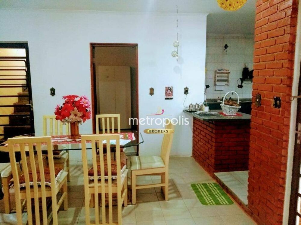 Sobrado, 3 quartos, 250 m² - Foto 3