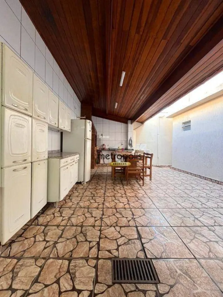 Casa, 4 quartos, 230 m² - Foto 2