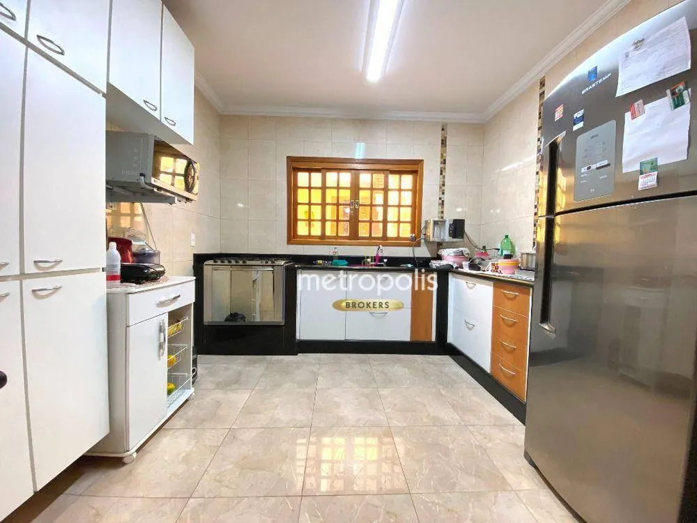 Sobrado, 3 quartos, 338 m² - Foto 9