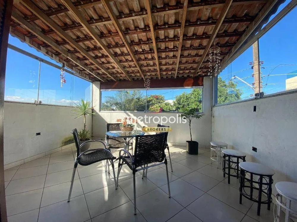 Sobrado, 4 quartos, 101 m² - Foto 1