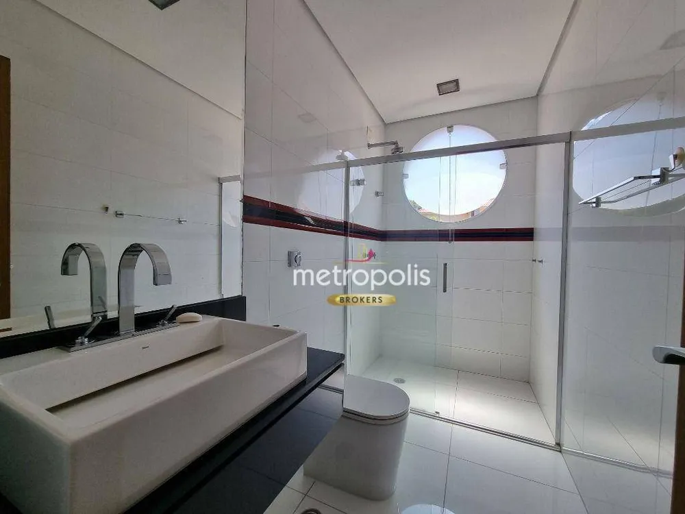 Sobrado, 4 quartos, 687 m² - Foto 1