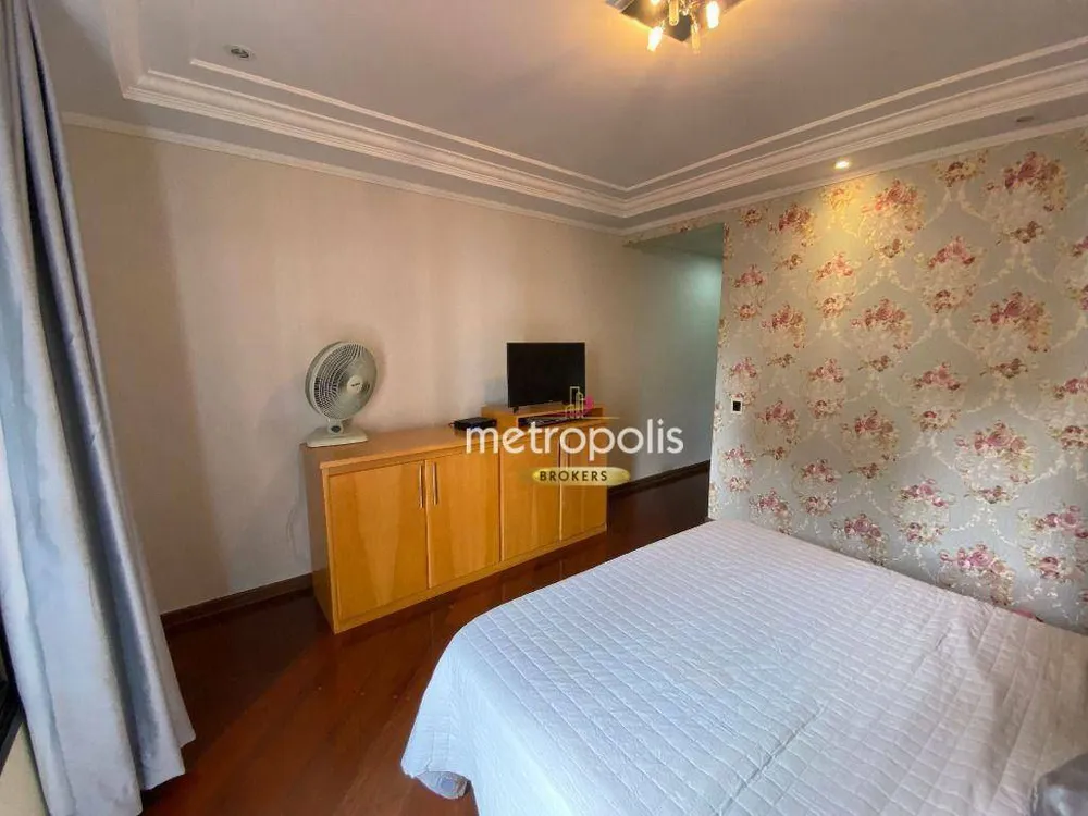 Apartamento, 3 quartos, 242 m² - Foto 2