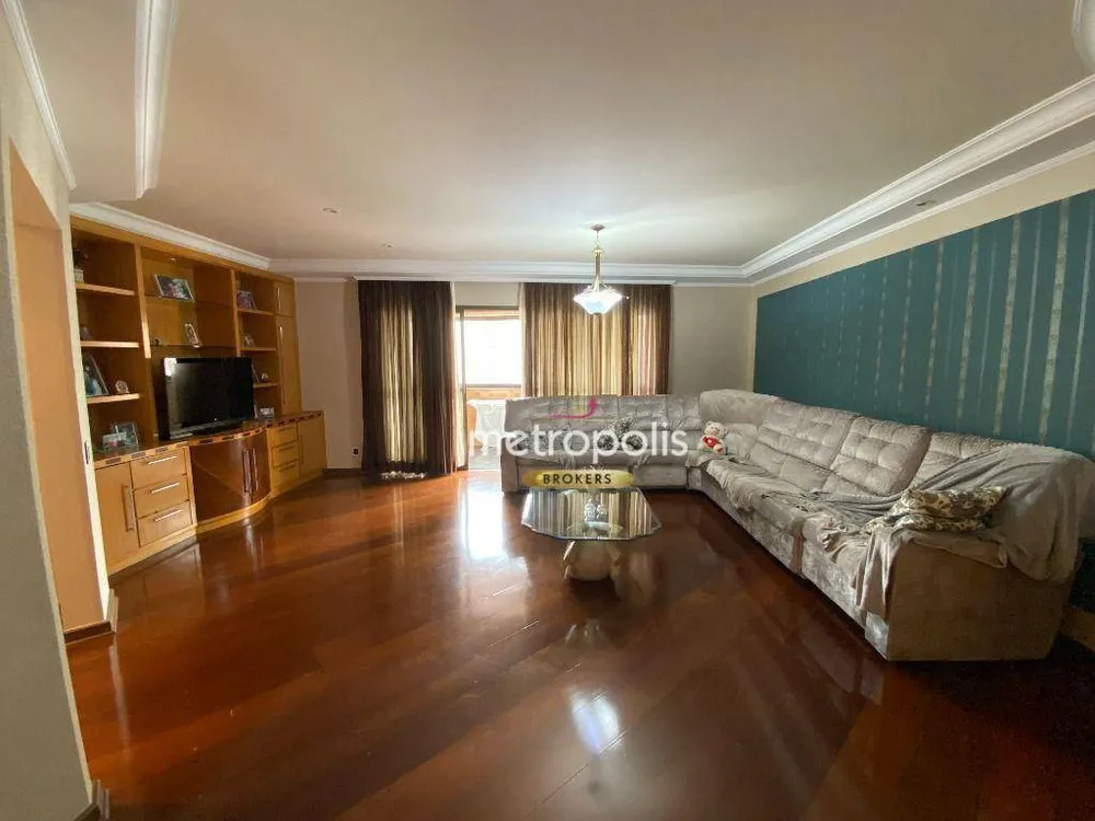 Apartamento, 3 quartos, 242 m² - Foto 1
