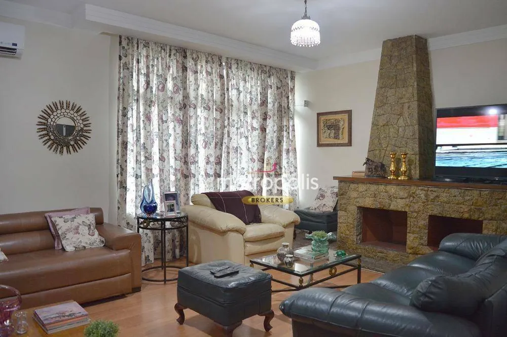Sobrado, 3 quartos, 215 m² - Foto 1
