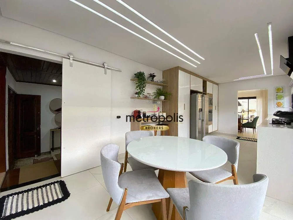 Sobrado, 3 quartos, 333 m² - Foto 8
