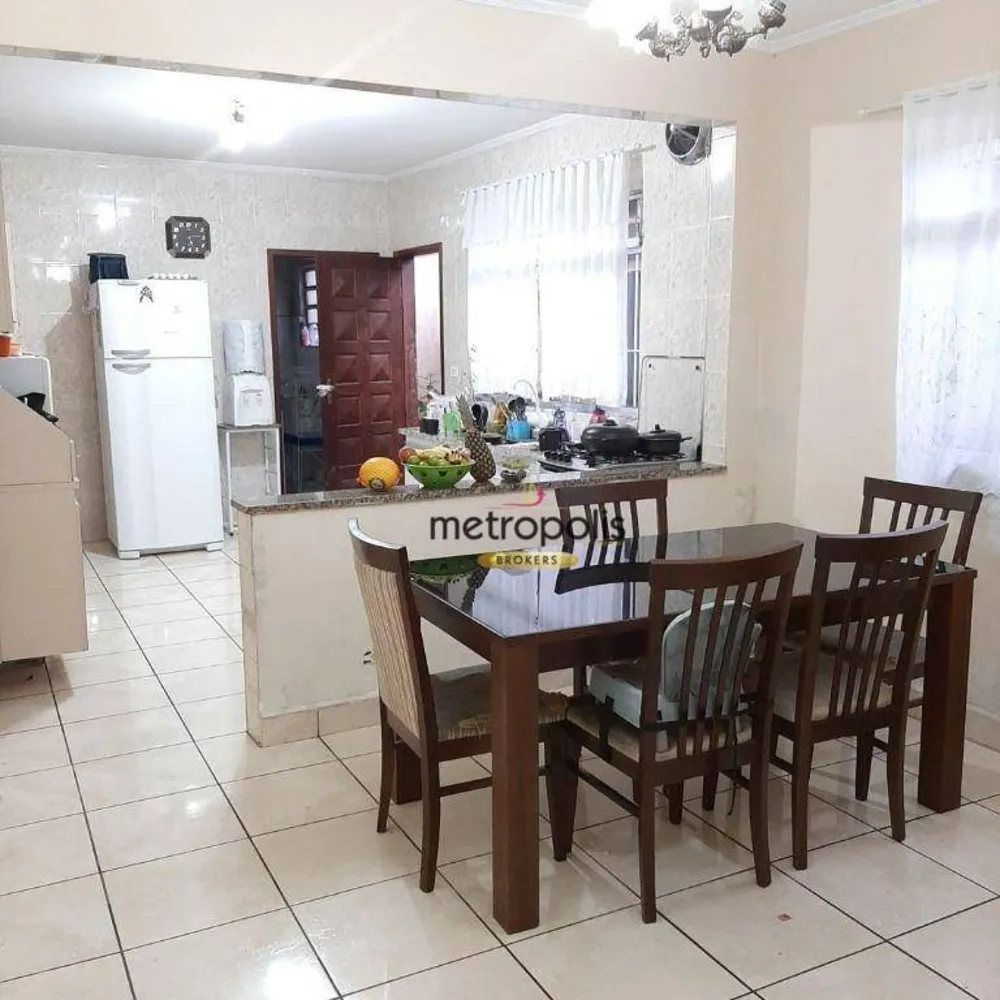 Sobrado, 3 quartos, 200 m² - Foto 1