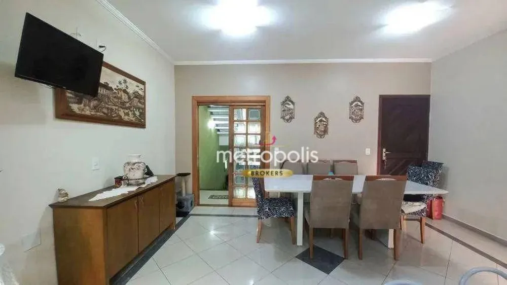 Sobrado, 4 quartos, 240 m² - Foto 2