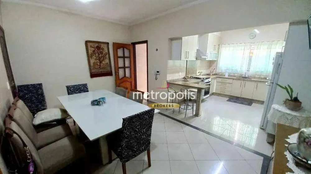 Sobrado, 4 quartos, 240 m² - Foto 4