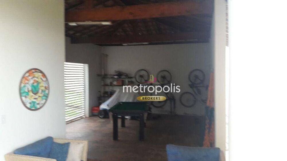 Chácara à venda com 3 quartos, 220m² - Foto 2