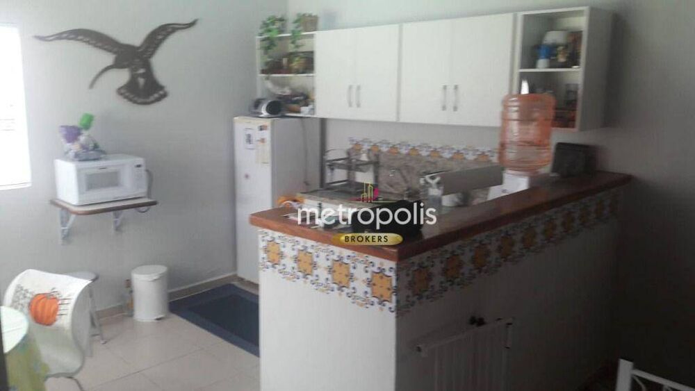 Chácara à venda com 3 quartos, 220m² - Foto 1