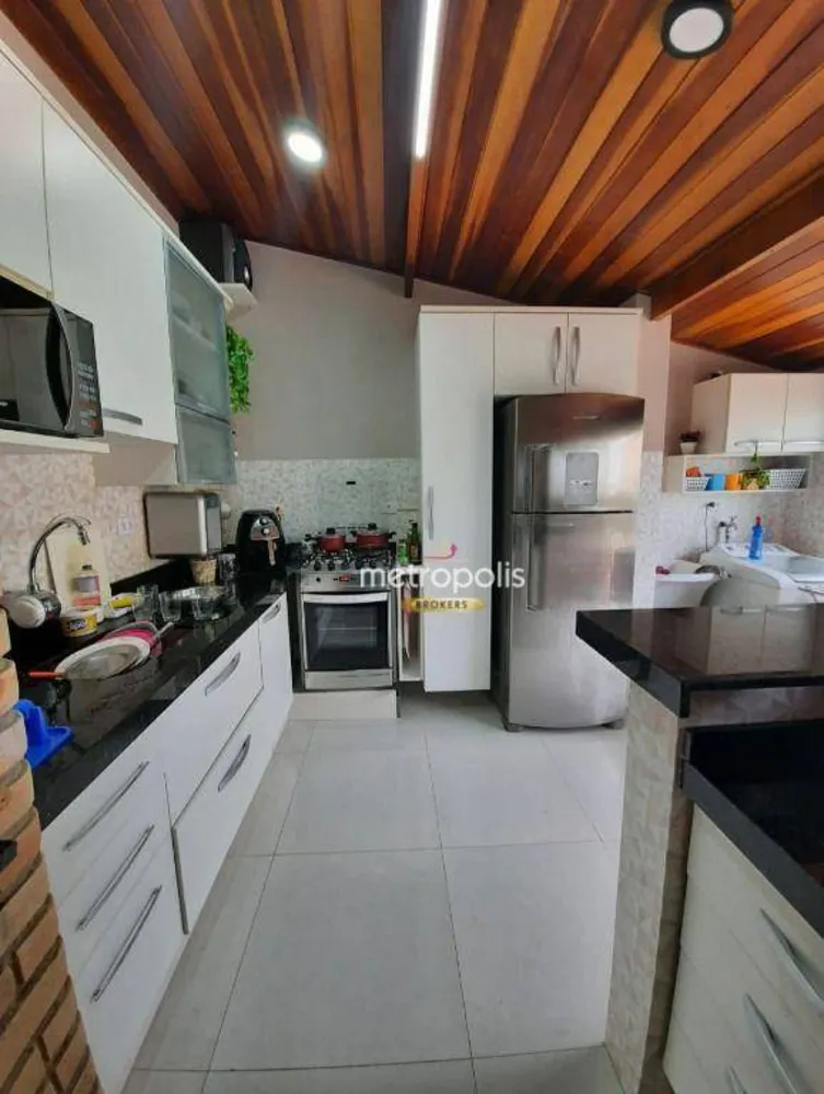 Sobrado, 3 quartos, 248 m² - Foto 1