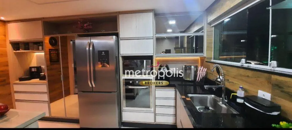 Sobrado, 3 quartos, 248 m² - Foto 4