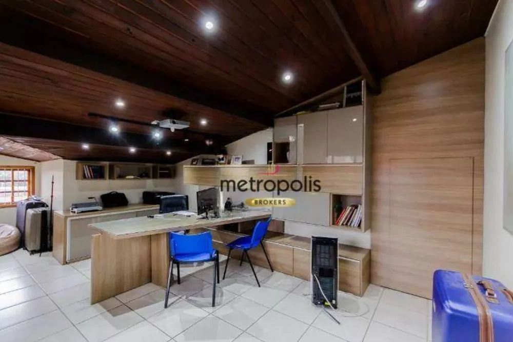 Sobrado, 3 quartos, 269 m² - Foto 11