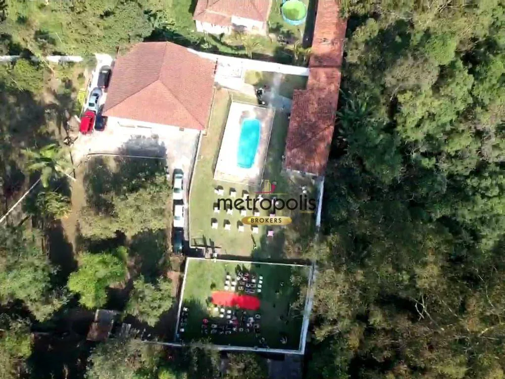 Chácara, 8 quartos, 3050 m² - Foto 2