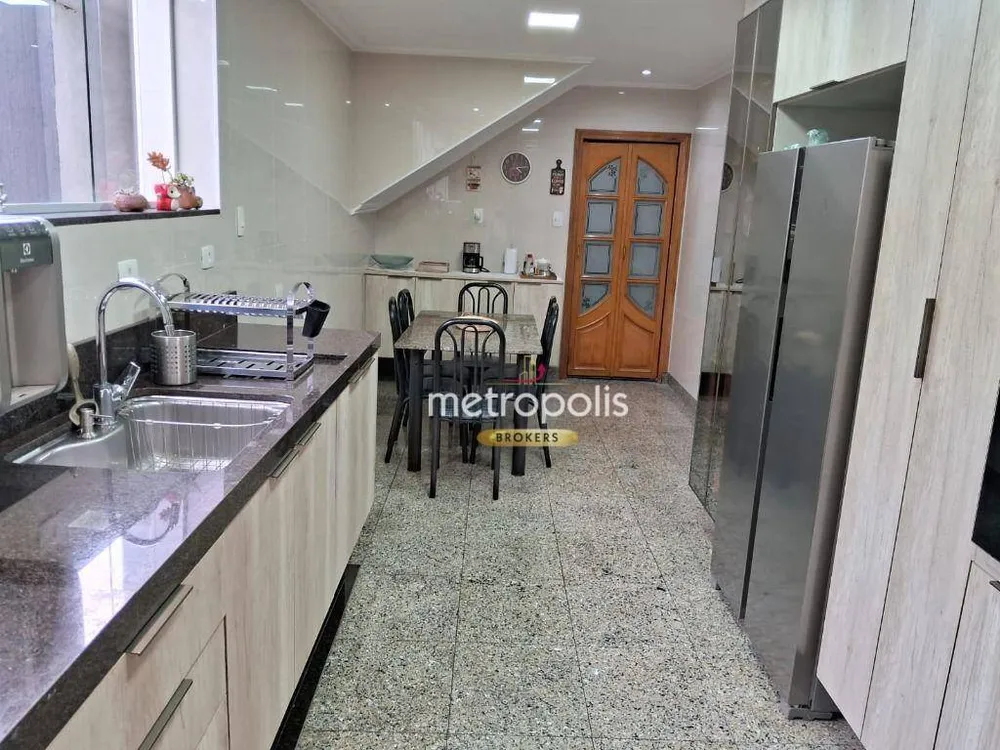 Sobrado, 3 quartos, 240 m² - Foto 5