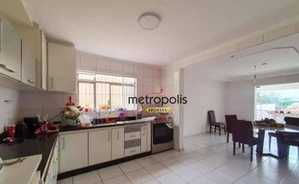Casa, 3 quartos, 289 m² - Foto 2