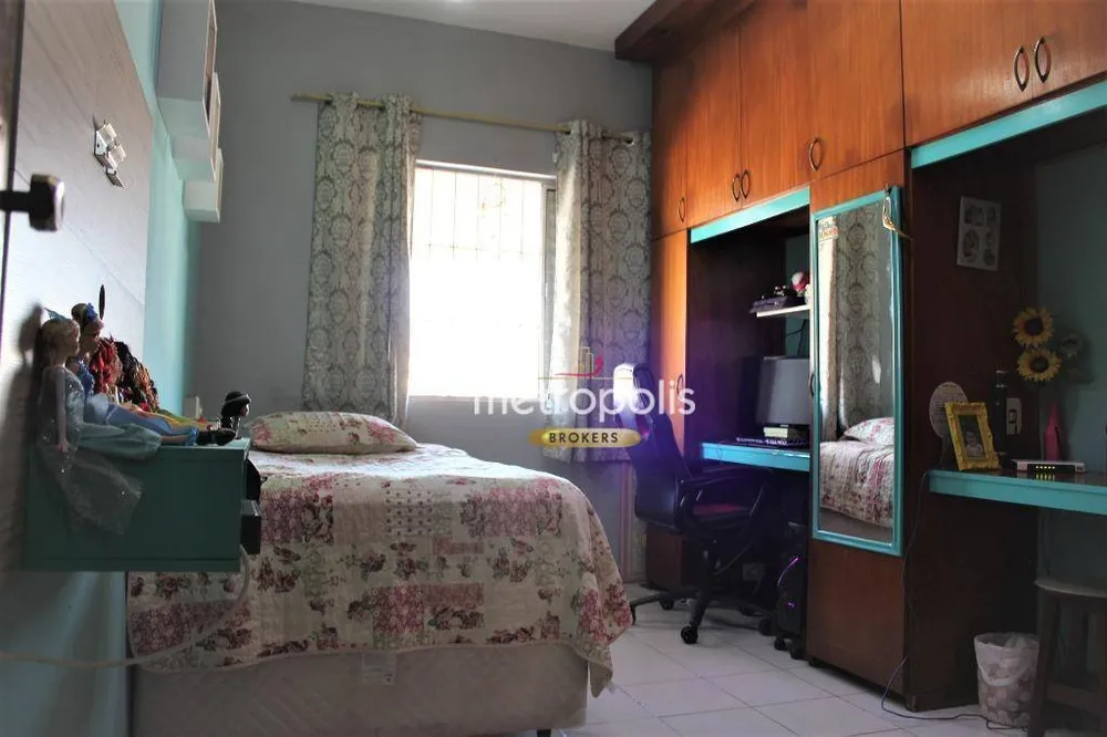 Casa, 3 quartos, 340 m² - Foto 1