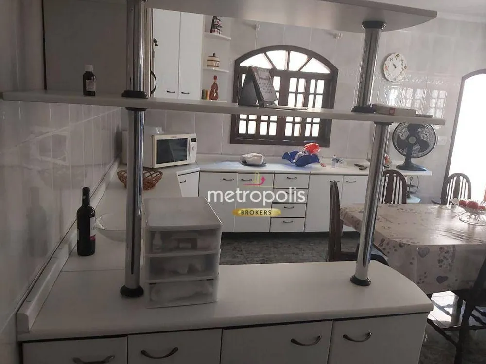 Sobrado, 3 quartos, 210 m² - Foto 1
