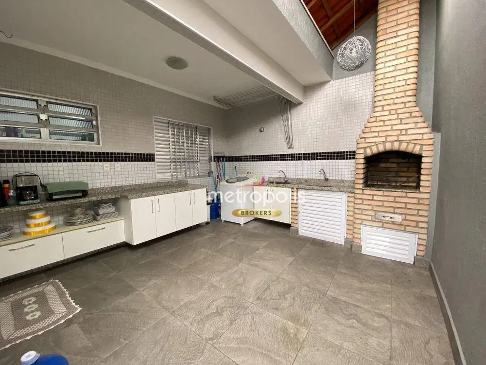 Casa, 3 quartos, 235 m² - Foto 11