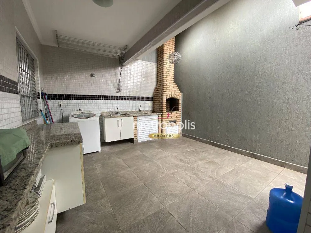 Casa, 3 quartos, 235 m² - Foto 10