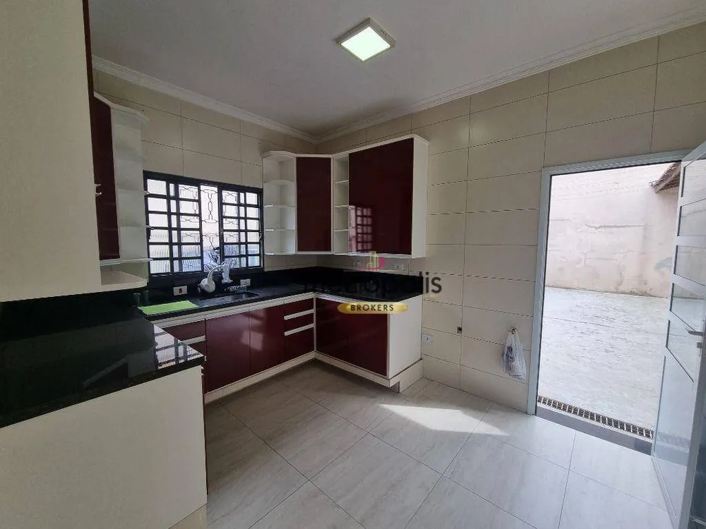 Casa, 3 quartos, 119 m² - Foto 2