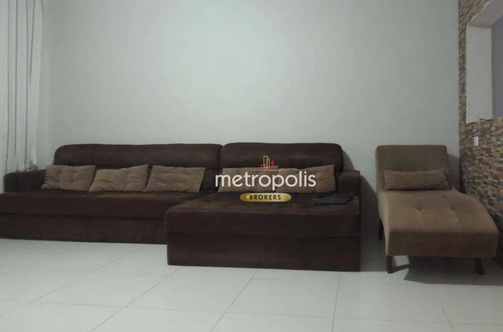 Casa, 3 quartos, 216 m² - Foto 1