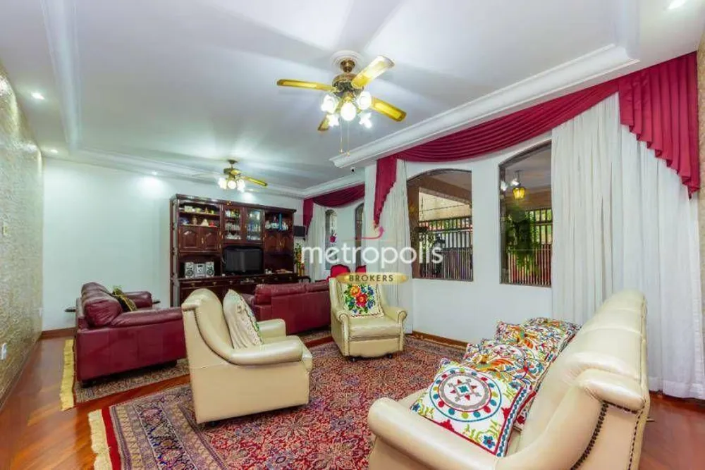 Casa, 4 quartos, 288 m² - Foto 1