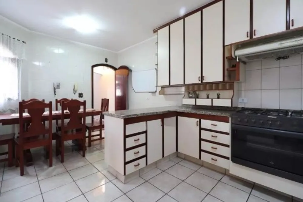 Sobrado, 3 quartos, 218 m² - Foto 4